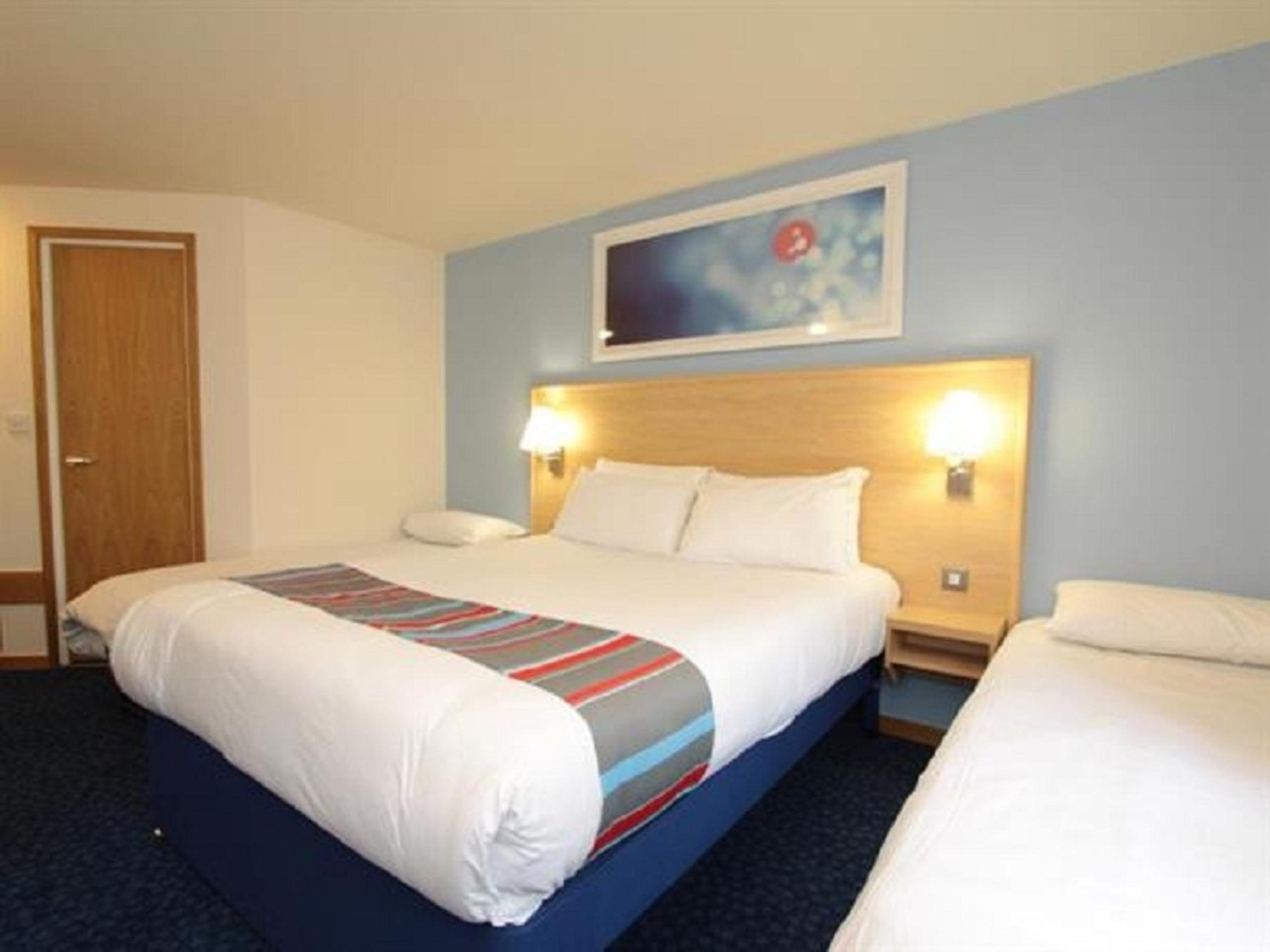 Travelodge Swansea Central Luaran gambar