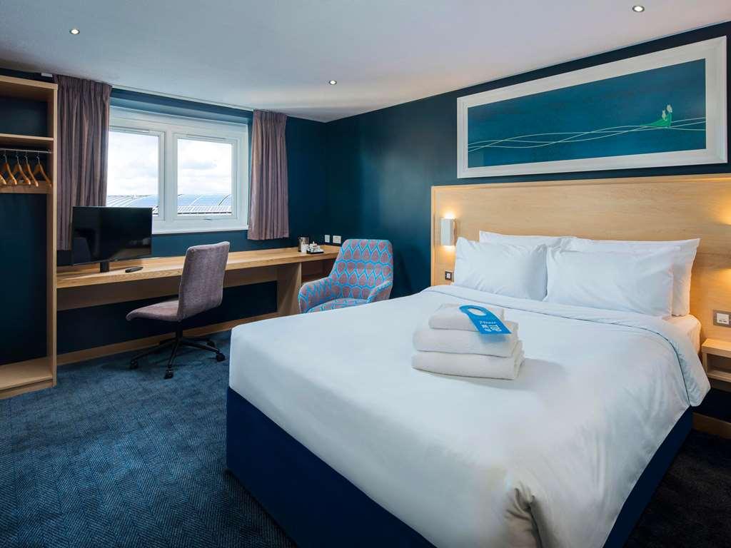 Travelodge Swansea Central Bilik gambar