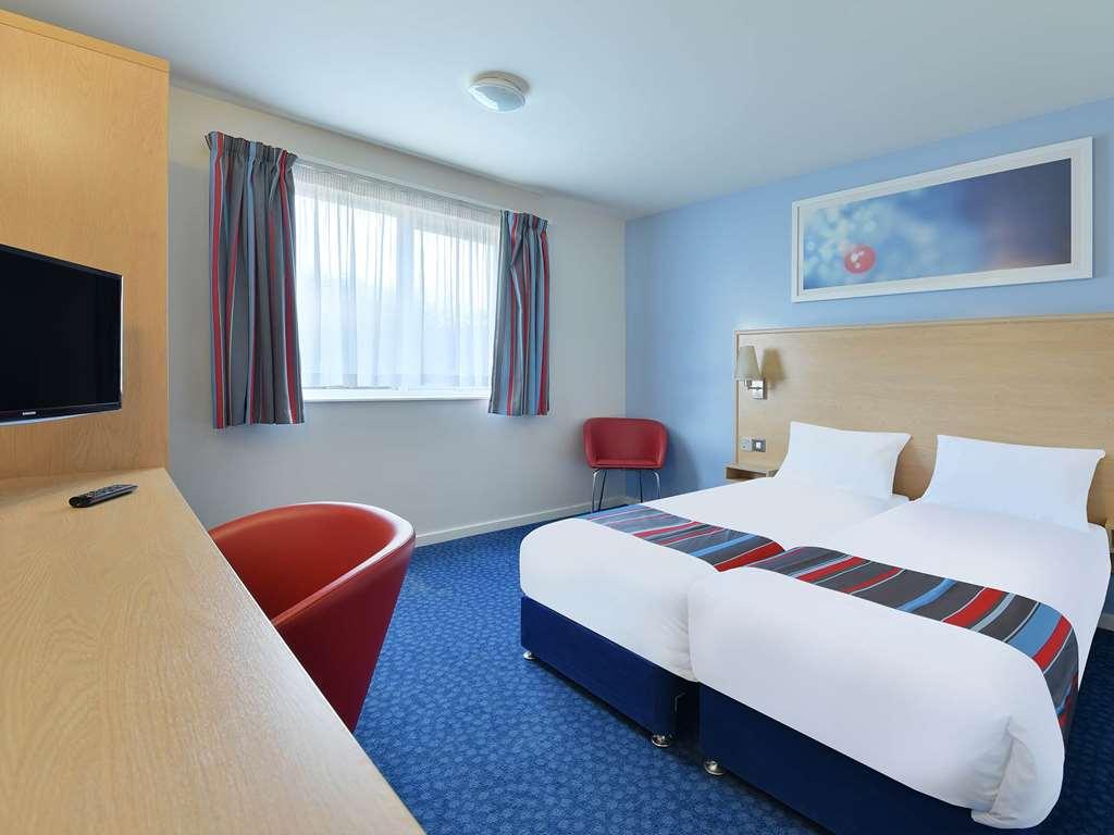 Travelodge Swansea Central Bilik gambar
