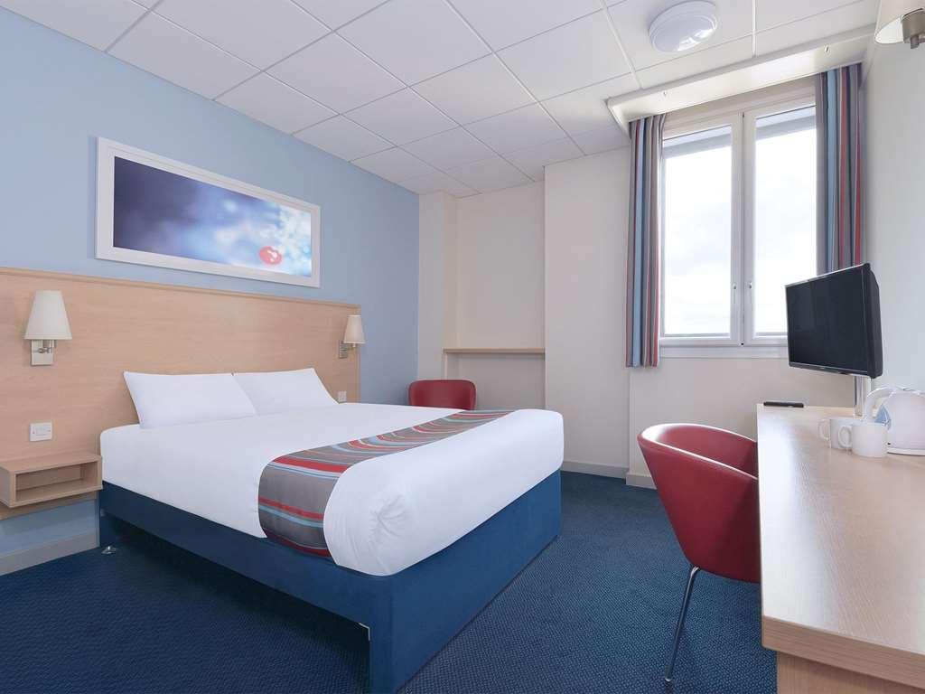 Travelodge Swansea Central Bilik gambar