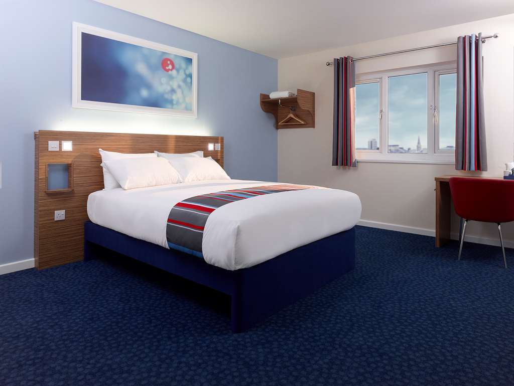 Travelodge Swansea Central Bilik gambar