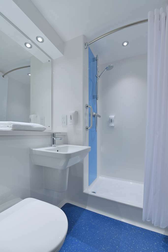 Travelodge Swansea Central Bilik gambar