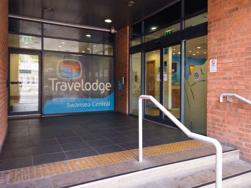 Travelodge Swansea Central Luaran gambar